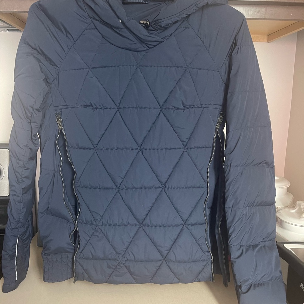 Lululemon Puffer Pullover - image 8
